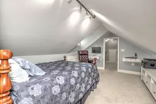 32 Wall St, Milford, CT 06460 - Photo 22