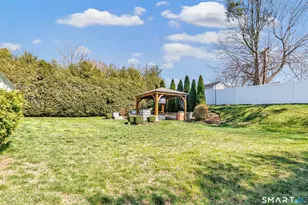 155 Blueberry Ln, Stratford, CT 06614 - Photo 6