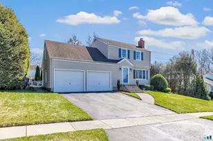 155 Blueberry Ln, Stratford, CT 06614 - Photo 2