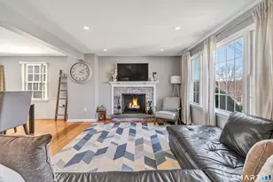 155 Blueberry Ln, Stratford, CT 06614 - Photo 10