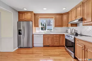 155 Blueberry Ln, Stratford, CT 06614 - Photo 18