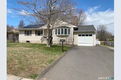 18 Reservoir Road, Newington, CT 06111 - Photo 2