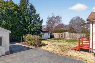 6 Cedar St, Waterford, CT 06385 - Photo 38