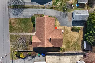 6 Cedar St, Waterford, CT 06385 - Photo 6