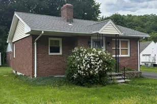 [Address not provided], Meriden, CT 06451 - Photo 2