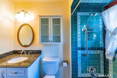 10 Columbia Street, Hartford, CT 06106 - Photo 24