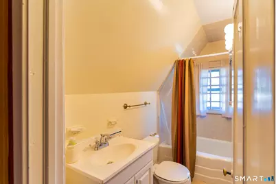 10 Columbia Street, Hartford, CT 06106 - Photo 38