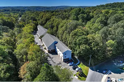 39 New Haven Road #8, Seymour, CT 06483 - Photo 1