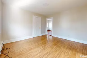 41 Loomis St, Hartford, CT 06120 - Photo 8