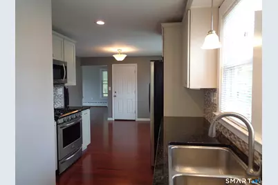 15 Bradley Avenue, Branford, CT 06405 - Photo 4