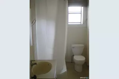 382 Whitney Avenue, New Haven, CT 06511 - Photo 18