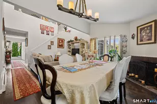 10 Linden Ct, Bloomfield, CT 06002 - Photo 8