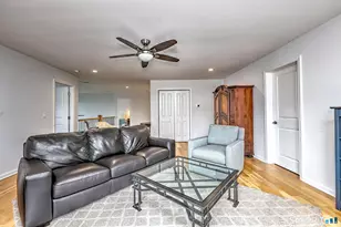 7 Luisa Ct, Branford, CT 06405 - Photo 28