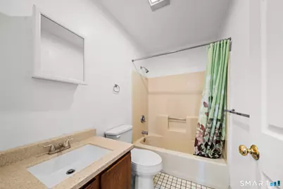 7 Concorde Way #B2, Windsor Locks, CT 06096 - Photo 12