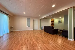 631 Avon Dr, Orange, CT 06477 - Photo 30