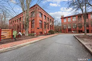 839 Main St, Torrington, CT 06790 - Photo 2