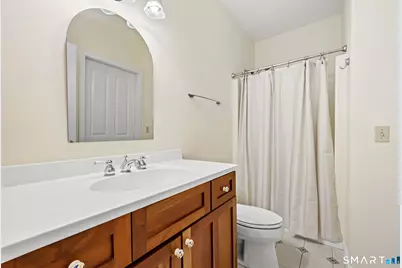 135 Kings Highway, North Haven, CT 06473 - Photo 20