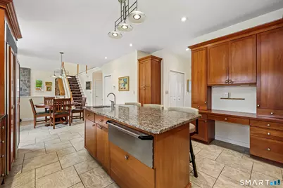 135 Kings Highway, North Haven, CT 06473 - Photo 16