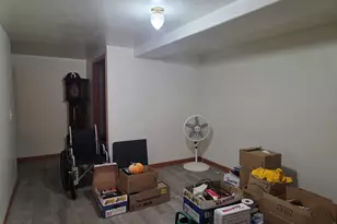 18 Colonial Village, Shelton, CT 06484 - Photo 8