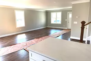 277 Alba Ave, Bridgeport, CT 06606 - Photo 16