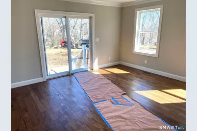 277 Alba Avenue, Bridgeport, CT 06606 - Photo 14