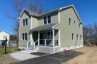 277 Alba Ave, Bridgeport, CT 06606 - Photo 1