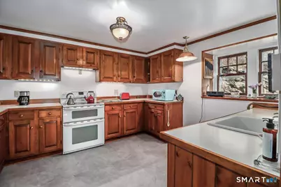 363 State Route 37, New Fairfield, CT 06812 - Photo 6