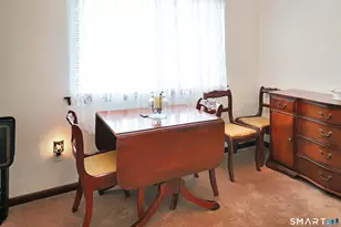 98 Webster Ct, Newington, CT 06111 - Photo 10