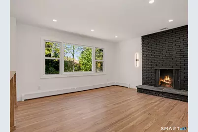 6 Eric Court, Norwalk, CT 06851 - Photo 8