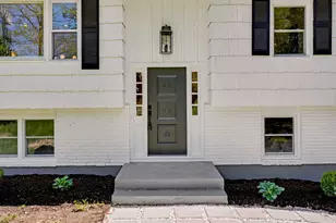 6 Eric Ct, Norwalk, CT 06851 - Photo 4