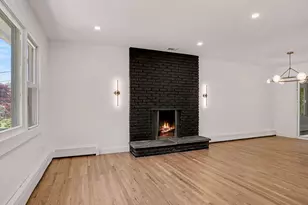 6 Eric Ct, Norwalk, CT 06851 - Photo 10