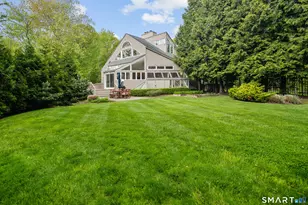 2 Sleepy Hollow Rd, New Canaan, CT 06840 - Photo 2