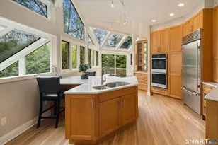 2 Sleepy Hollow Rd, New Canaan, CT 06840 - Photo 10