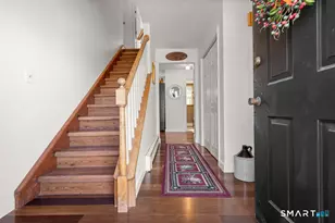 290 Tanglewood Cir, Milford, CT 06461 - Photo 2