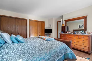 290 Tanglewood Cir, Milford, CT 06461 - Photo 16