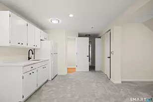 25 Greenview Dr, Waterbury, CT 06708 - Photo 28