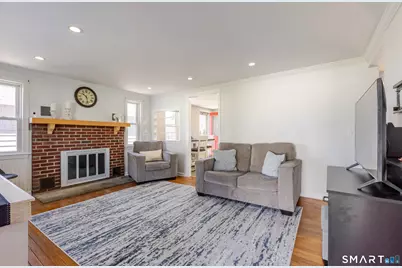 7 Ivy Lane, Danbury, CT 06811 - Photo 10