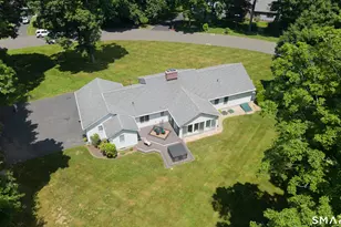 28 Wintergreen Hill Rd, Danbury, CT 06811 - Photo 2