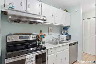 163 Sheraton Ln, Norwich, CT 06360 - Photo 16