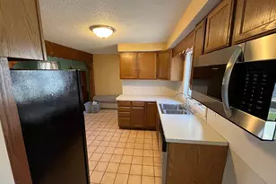 138 Mountain St, Ellington, CT 06029 - Photo 8