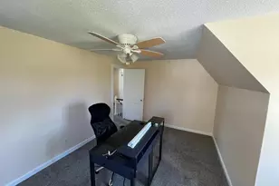 138 Mountain St, Ellington, CT 06029 - Photo 16