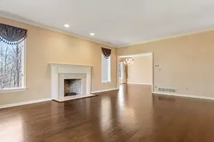 1 Mountaincrest Dr, Cheshire, CT 06410 - Photo 6