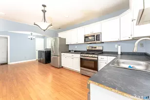 134 Rosewood Ave, New Haven, CT 06513 - Photo 12