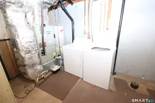 79 Webster Ct, Newington, CT 06111 - Photo 22