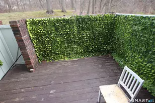 79 Webster Ct, Newington, CT 06111 - Photo 8