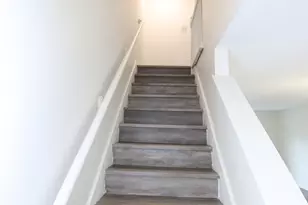 79 Webster Ct, Newington, CT 06111 - Photo 12