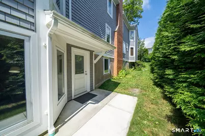 133 Linden Avenue #Apt B, Branford, CT 06405 - Photo 16