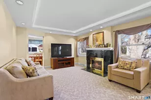 7 Cedar Crst Rd, Trumbull, CT 06611 - Photo 12