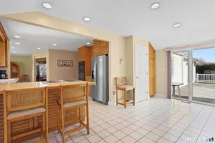 7 Cedar Crst Rd, Trumbull, CT 06611 - Photo 2