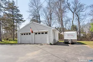 49 Scuppo Rd, Woodbury, CT 06798 - Photo 4